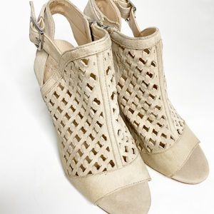 Vince Camuto Women's Emperla Heeled Sandal